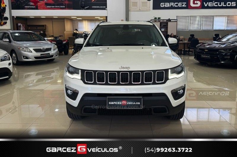 JEEP COMPASS 2.0 16V LONGITUDE 4X4 2020/2021 GARCEZ VEÍCULOS BENTO GONÇALVES / Carros no Vale
