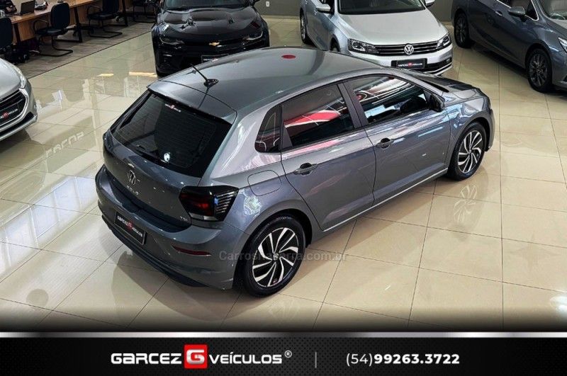 VOLKSWAGEN POLO 1.0200 TSI HIGHLINE 2024/2025 GARCEZ VEÍCULOS BENTO GONÇALVES / Carros no Vale