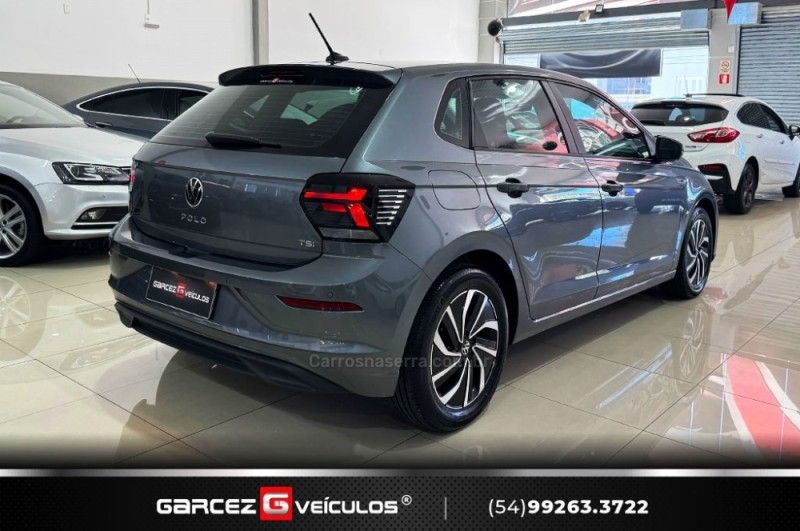 VOLKSWAGEN POLO 1.0200 TSI HIGHLINE 2024/2025 GARCEZ VEÍCULOS BENTO GONÇALVES / Carros no Vale