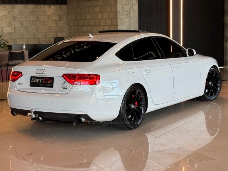 AUDI A5 2.0 TFSI SPORTBACK QUATTRO16V S-TRONIC 2013/2013 GRIFFCAR MULTIMARCAS DOIS IRMÃOS / Carros no Vale