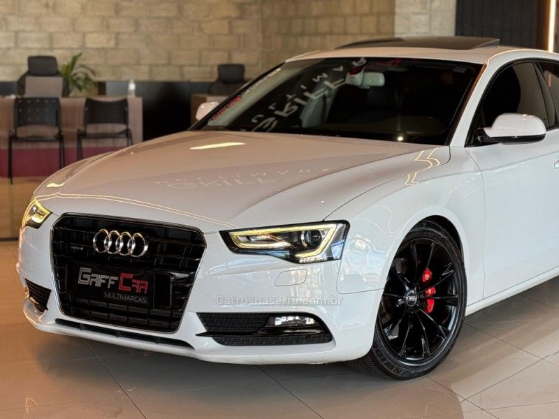 AUDI A5 2.0 TFSI SPORTBACK QUATTRO16V S-TRONIC 2013/2013 GRIFFCAR MULTIMARCAS DOIS IRMÃOS / Carros no Vale