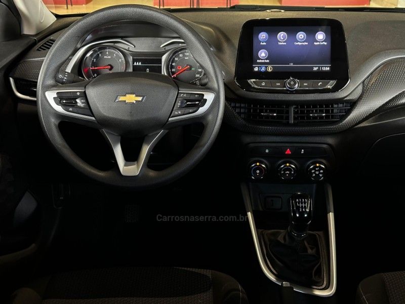 CHEVROLET ONIX 1.0 LT2 2022/2022 GRIFFCAR MULTIMARCAS DOIS IRMÃOS / Carros no Vale