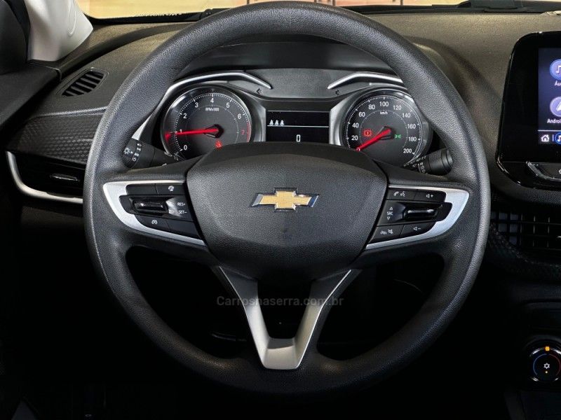 CHEVROLET ONIX 1.0 LT2 2022/2022 GRIFFCAR MULTIMARCAS DOIS IRMÃOS / Carros no Vale