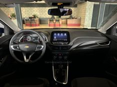 CHEVROLET ONIX 1.0 LT2 2022/2022 GRIFFCAR MULTIMARCAS DOIS IRMÃOS / Carros no Vale
