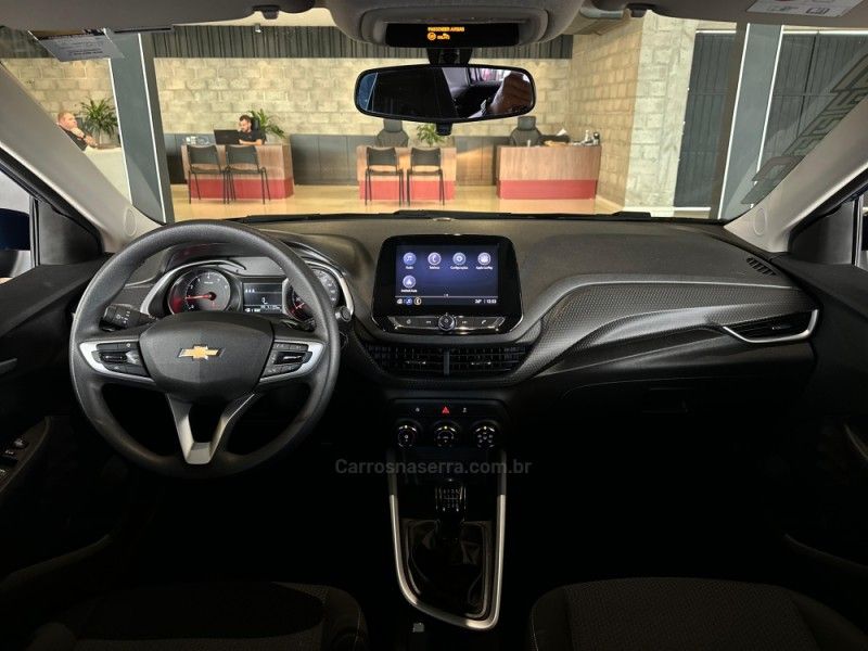CHEVROLET ONIX 1.0 LT2 2022/2022 GRIFFCAR MULTIMARCAS DOIS IRMÃOS / Carros no Vale