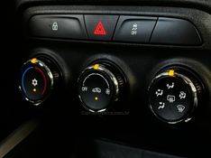 CHEVROLET ONIX 1.0 LT2 2022/2022 GRIFFCAR MULTIMARCAS DOIS IRMÃOS / Carros no Vale