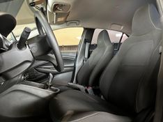 CHEVROLET ONIX 1.0 LT2 2022/2022 GRIFFCAR MULTIMARCAS DOIS IRMÃOS / Carros no Vale