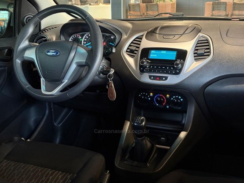 FORD KA 1.0 SE 12V 2019/2020 GRIFFCAR MULTIMARCAS DOIS IRMÃOS / Carros no Vale