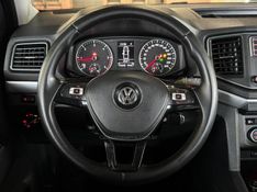 VOLKSWAGEN AMAROK 2.0 HIGHLINE 4X4 CD 16V TURBO INTERCOOLER 2017/2018 GRIFFCAR MULTIMARCAS DOIS IRMÃOS / Carros no Vale