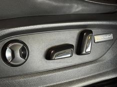 VOLKSWAGEN AMAROK 2.0 HIGHLINE 4X4 CD 16V TURBO INTERCOOLER 2017/2018 GRIFFCAR MULTIMARCAS DOIS IRMÃOS / Carros no Vale