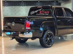 VOLKSWAGEN AMAROK 2.0 HIGHLINE 4X4 CD 16V TURBO INTERCOOLER 2017/2018 GRIFFCAR MULTIMARCAS DOIS IRMÃOS / Carros no Vale