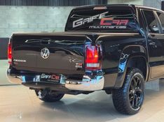 VOLKSWAGEN AMAROK 2.0 HIGHLINE 4X4 CD 16V TURBO INTERCOOLER 2017/2018 GRIFFCAR MULTIMARCAS DOIS IRMÃOS / Carros no Vale