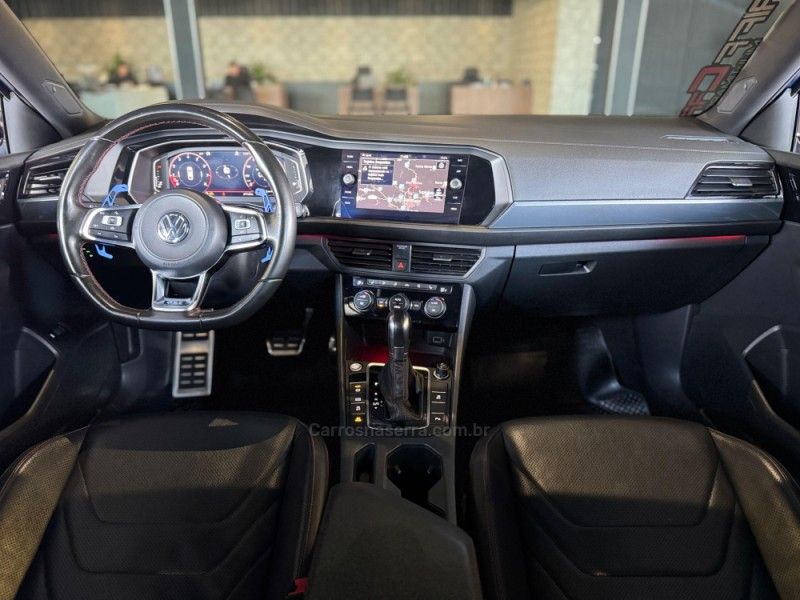 VOLKSWAGEN JETTA 2.0 16V TSI GLI 350 2019/2019 GRIFFCAR MULTIMARCAS DOIS IRMÃOS / Carros no Vale