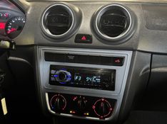 VOLKSWAGEN SAVEIRO 1.6 ROBUST CS 8V 2019/2019 GRIFFCAR MULTIMARCAS DOIS IRMÃOS / Carros no Vale