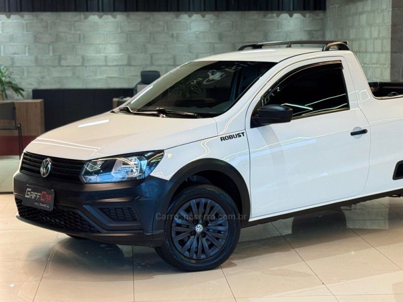 VOLKSWAGEN SAVEIRO 1.6 ROBUST CS 8V 2019/2019 GRIFFCAR MULTIMARCAS DOIS IRMÃOS / Carros no Vale