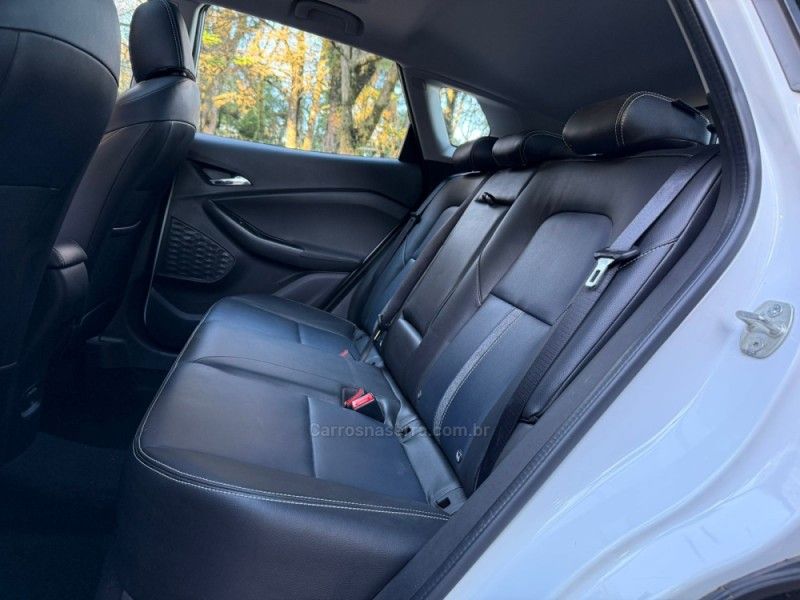CHEVROLET TRACKER 1.2 12V PREMIER TURBO 2021/2022 KASPER VEÍCULOS DOIS IRMÃOS / Carros no Vale