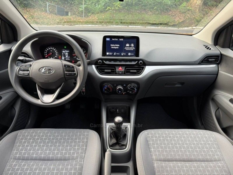 HYUNDAI HB20S 1.0 COMFORT 12V 2023/2024 KASPER VEÍCULOS DOIS IRMÃOS / Carros no Vale
