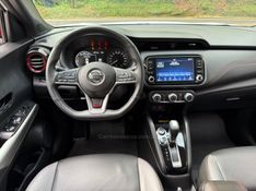 NISSAN KICKS 1.6 XPLAY 16V 2021/2022 KASPER VEÍCULOS DOIS IRMÃOS / Carros no Vale