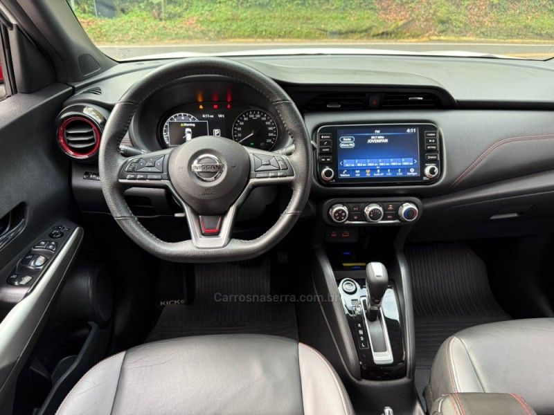 NISSAN KICKS 1.6 XPLAY 16V 2021/2022 KASPER VEÍCULOS DOIS IRMÃOS / Carros no Vale