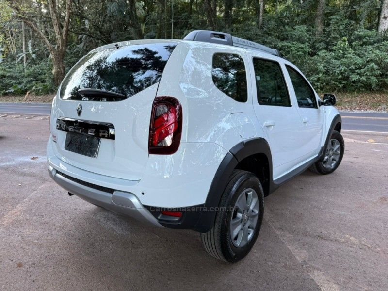 RENAULT DUSTER 1.6 DYNAMIQUE 4X2 16V 2019/2020 KASPER VEÍCULOS DOIS IRMÃOS / Carros no Vale