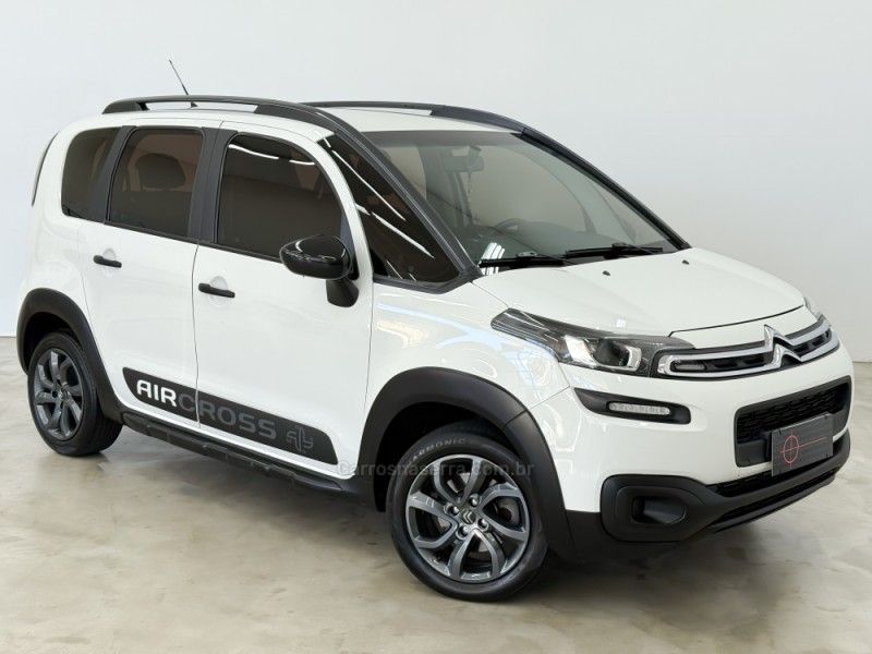 CITROËN AIRCROSS 1.6 LIVE 16V 2017/2017 FOCAR VEÍCULOS CAXIAS DO SUL / Carros no Vale