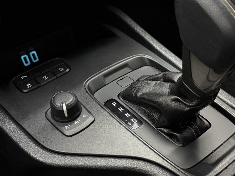 FORD RANGER 3.2 LIMITED 4X4 CD 20V 2020/2021 FOCAR VEÍCULOS CAXIAS DO SUL / Carros no Vale