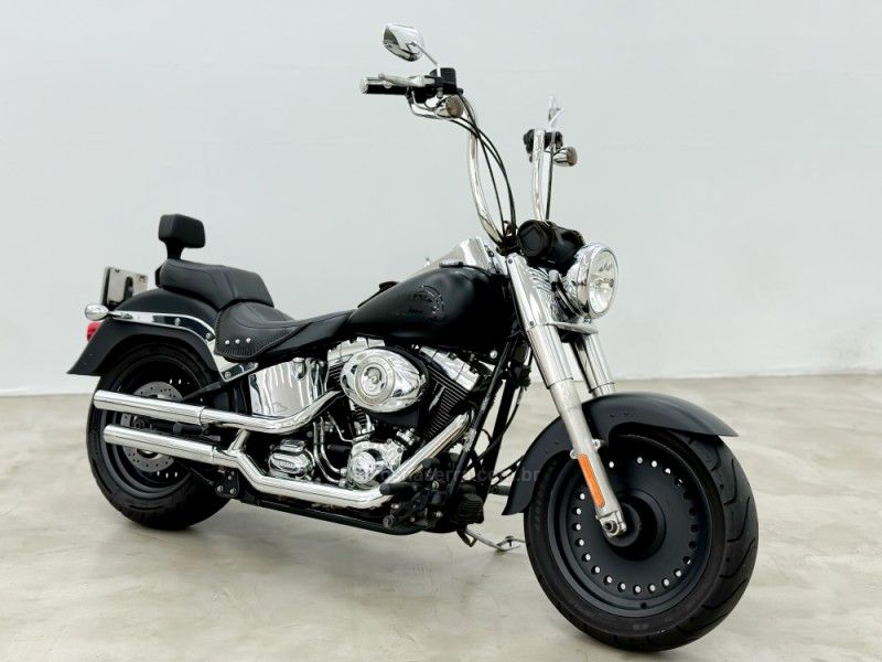 HARLEY-DAVIDSON FAT BOY FLSTF 2008/2008 FOCAR VEÍCULOS CAXIAS DO SUL / Carros no Vale