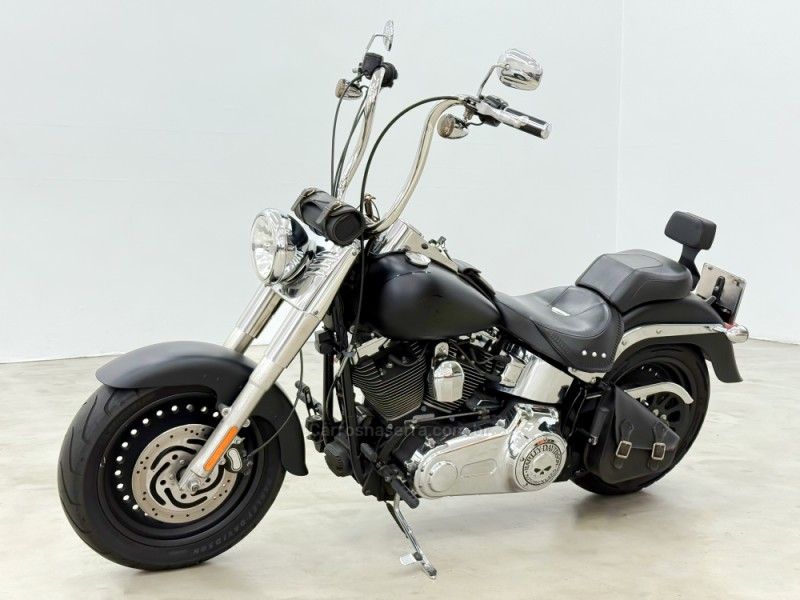 HARLEY-DAVIDSON FAT BOY FLSTF 2008/2008 FOCAR VEÍCULOS CAXIAS DO SUL / Carros no Vale