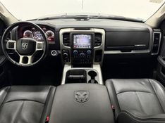 RAM CLASSIC 5.7 LARAMIE V8 HEMI 2022/2022 FOCAR VEÍCULOS CAXIAS DO SUL / Carros no Vale