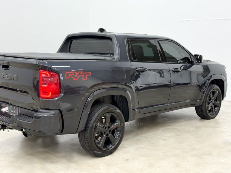 RAM RAMPAGE 2.0 HURRICANE R/T 4 4X4 TURBO 2023/2024 FOCAR VEÍCULOS CAXIAS DO SUL / Carros no Vale