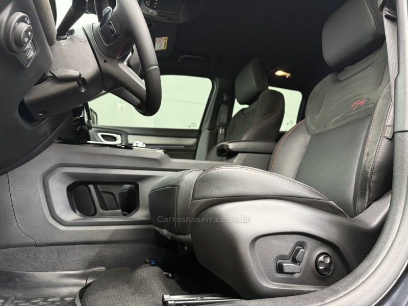 RAM RAMPAGE 2.0 HURRICANE R/T 4 4X4 TURBO 2023/2024 FOCAR VEÍCULOS CAXIAS DO SUL / Carros no Vale