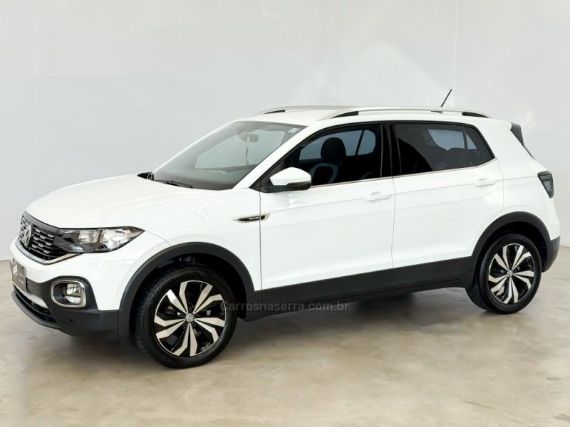 VOLKSWAGEN T-CROSS 1.4 HIGHLINE TSI 16V 2020/2021 FOCAR VEÍCULOS CAXIAS DO SUL / Carros no Vale