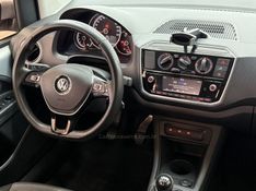VOLKSWAGEN UP 1.0 TSI MOVE UP 12V 2017/2018 FOCAR VEÍCULOS CAXIAS DO SUL / Carros no Vale