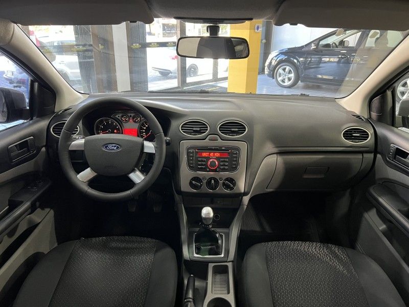 FORD FOCUS 1.6 GL 8V 2011/2011 PRIME MULTIMARCAS CAXIAS DO SUL / Carros no Vale