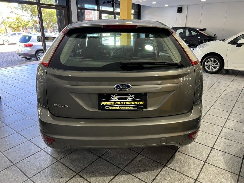 FORD FOCUS 1.6 GL 8V 2011/2011 PRIME MULTIMARCAS CAXIAS DO SUL / Carros no Vale