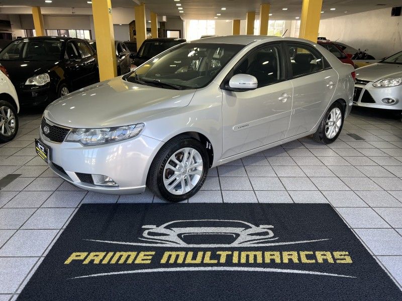 KIA CERATO 1.6 EX3 SEDAN 16V 2012/2012 PRIME MULTIMARCAS CAXIAS DO SUL / Carros no Vale