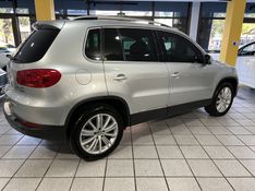 VOLKSWAGEN TIGUAN 2.0 TSI 16V TURBO TIPTRONIC 2012/2012 PRIME MULTIMARCAS CAXIAS DO SUL / Carros no Vale