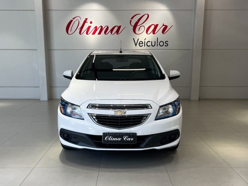 CHEVROLET ONIX 1.4 MPFI LT 8V 2014/2015 ÓTIMA CAR FLORES DA CUNHA / Carros no Vale