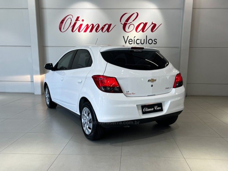 CHEVROLET ONIX 1.4 MPFI LT 8V 2014/2015 ÓTIMA CAR FLORES DA CUNHA / Carros no Vale