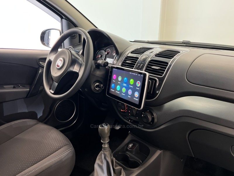 FIAT SIENA 1.4 MPI ATTRACTIVE 8V 2012/2013 ÓTIMA CAR FLORES DA CUNHA / Carros no Vale