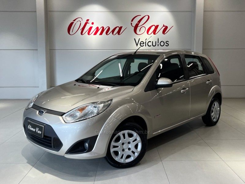 FORD FIESTA 1.6 MPI CLASS HATCH 8V 2012/2013 ÓTIMA CAR FLORES DA CUNHA / Carros no Vale