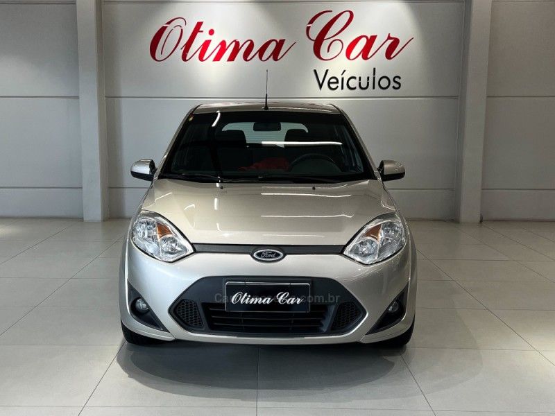 FORD FIESTA 1.6 MPI CLASS HATCH 8V 2012/2013 ÓTIMA CAR FLORES DA CUNHA / Carros no Vale