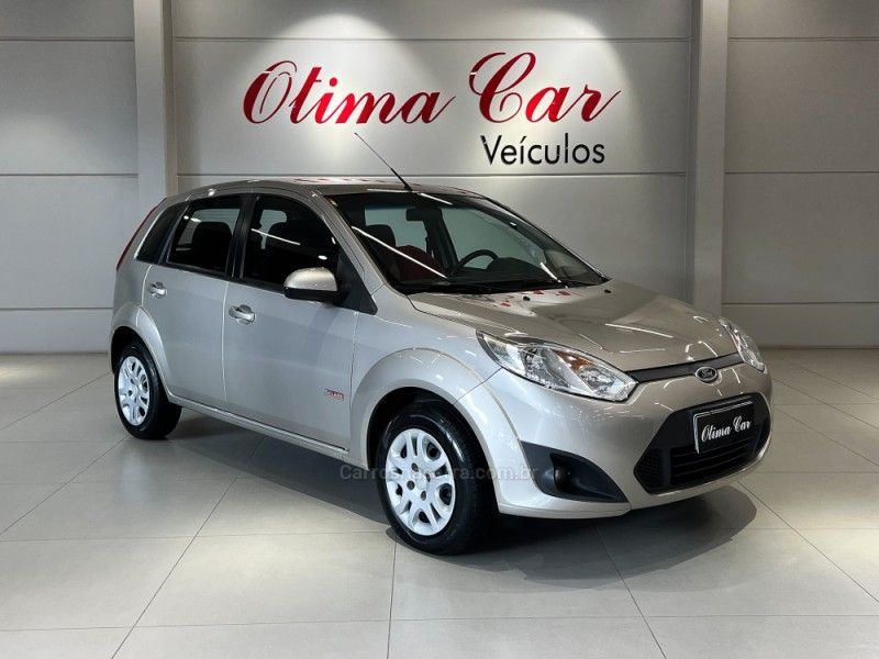 FORD FIESTA 1.6 MPI CLASS HATCH 8V 2012/2013 ÓTIMA CAR FLORES DA CUNHA / Carros no Vale