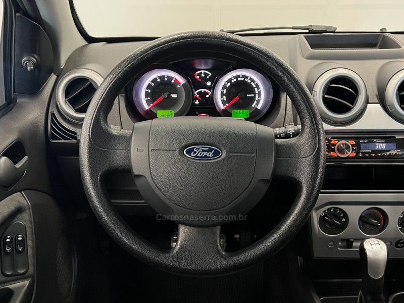 FORD FIESTA 1.6 MPI CLASS HATCH 8V 2012/2013 ÓTIMA CAR FLORES DA CUNHA / Carros no Vale