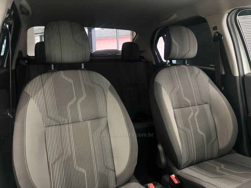 RENAULT LOGAN 1.6 EXPRESSION 16V 2017/2018 ÓTIMA CAR FLORES DA CUNHA / Carros no Vale