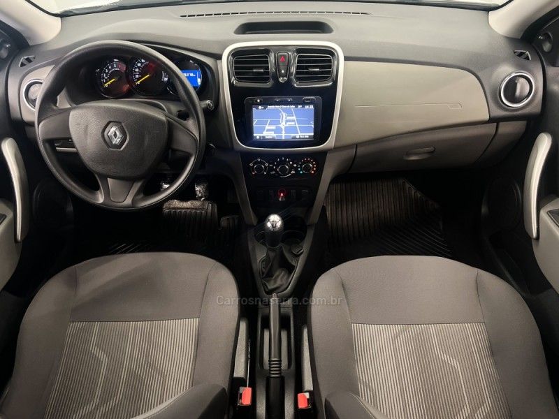 RENAULT LOGAN 1.6 EXPRESSION 16V 2017/2018 ÓTIMA CAR FLORES DA CUNHA / Carros no Vale