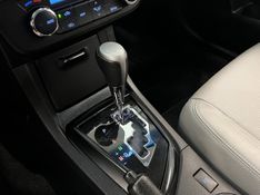 TOYOTA COROLLA 2.0 XEI 16V 2014/2015 ÓTIMA CAR FLORES DA CUNHA / Carros no Vale