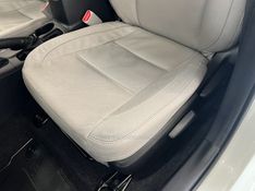 TOYOTA COROLLA 2.0 XEI 16V 2014/2015 ÓTIMA CAR FLORES DA CUNHA / Carros no Vale