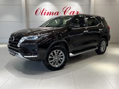 TOYOTA HILUX SW4 2.8 SRX 4X4 16V TURBO INTERCOOLER 2022/2022 ÓTIMA CAR FLORES DA CUNHA / Carros no Vale