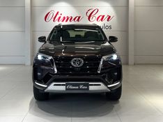TOYOTA HILUX SW4 2.8 SRX 4X4 16V TURBO INTERCOOLER 2022/2022 ÓTIMA CAR FLORES DA CUNHA / Carros no Vale